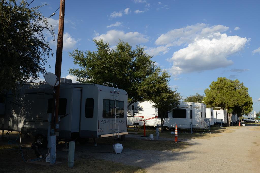 Albany Inn & Rv Campground Exterior foto